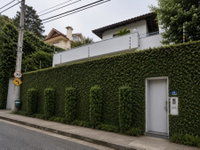 Casa nobre no Morumbi com 3 quartos e 2 banheiros