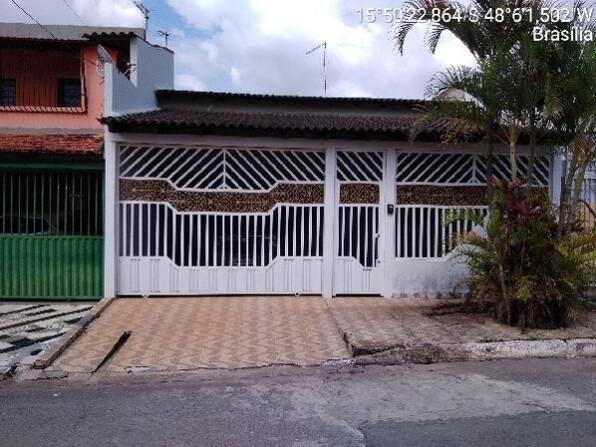 Casa com 1 quarto, 1 banheiro, 144m² área construída