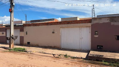 Casa com 3 quartos, 2 banheiros e 69,91 m²