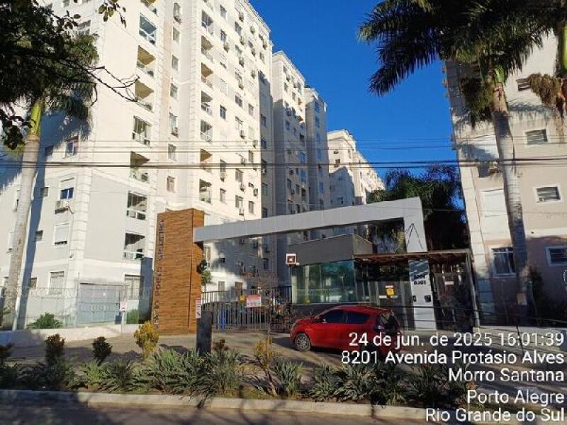 Apartamento com 2 quartos em Porto Alegre
