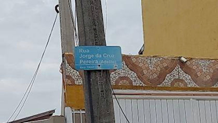Apartamento com 2 quartos, 1 banheiro e 2 vagas de garagem
