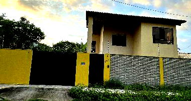 Casa com 3 quartos, 2 banheiros, 1 vaga e 127m² área privativa