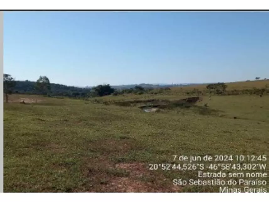 Terreno amplo em Zona Rural, ideal para investimento