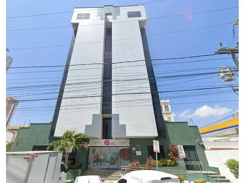 Imóvel Comercial Edifício Fran Carvalho com 3.254,69m², parcialmente