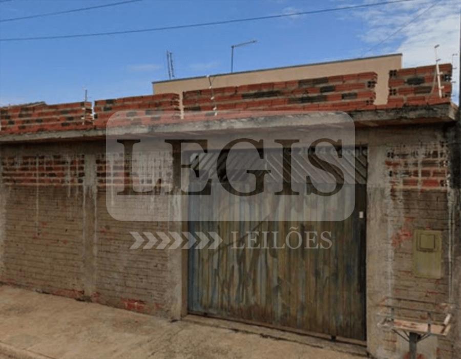 Casa residencial com 170m² de terreno e 57,50m² construídos