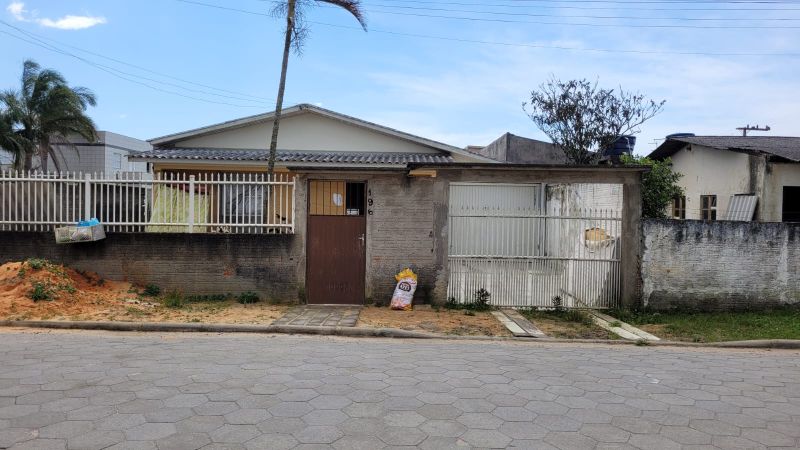 Casa com 2 quartos, 1 banheiro e 116,02 m² construídos