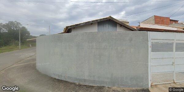Casa 2 quartos, 1 banheiro, 1 vaga, 48.5m² construída, desocupada