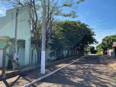 Galpão Urbano com Área de 4.181,99m² e Barracão de 1.205,30m² em Eldorado/MS