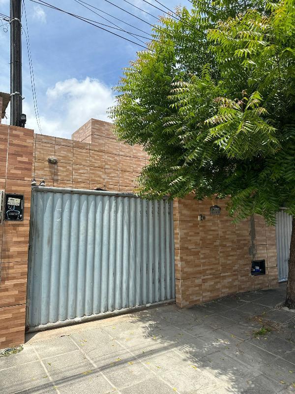 Casa com 2 quartos em Santa Rita/PB