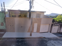 Casa em Coronel Fabriciano com 249m²