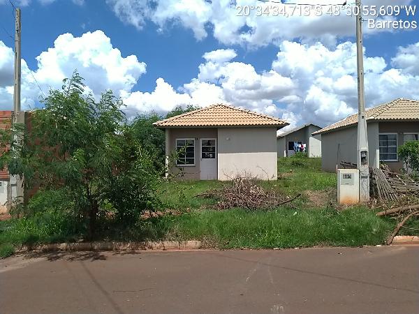 Casa com 2 quartos, 1 banheiro, 1 vaga e 43,85m² construída