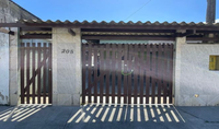 Casa com 2 quartos, 111,80m² construídos, ocupada