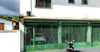 Casa com 3 quartos, 3 banheiros, garagem descoberta, 198,25m² construída