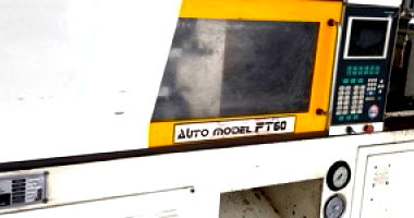 Injetora 60 Ton e Robô Pneumático em Varginha/MG