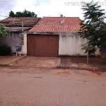 Casa aconchegante em Buritis, MG com 2 quartos e 1 banheiro