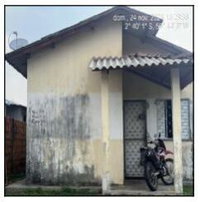 Casa com 2 quartos, 1 banheiro, varanda e 40m² área privativa