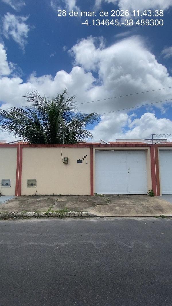 Casa com 2 quartos e 62,37 m² de área total