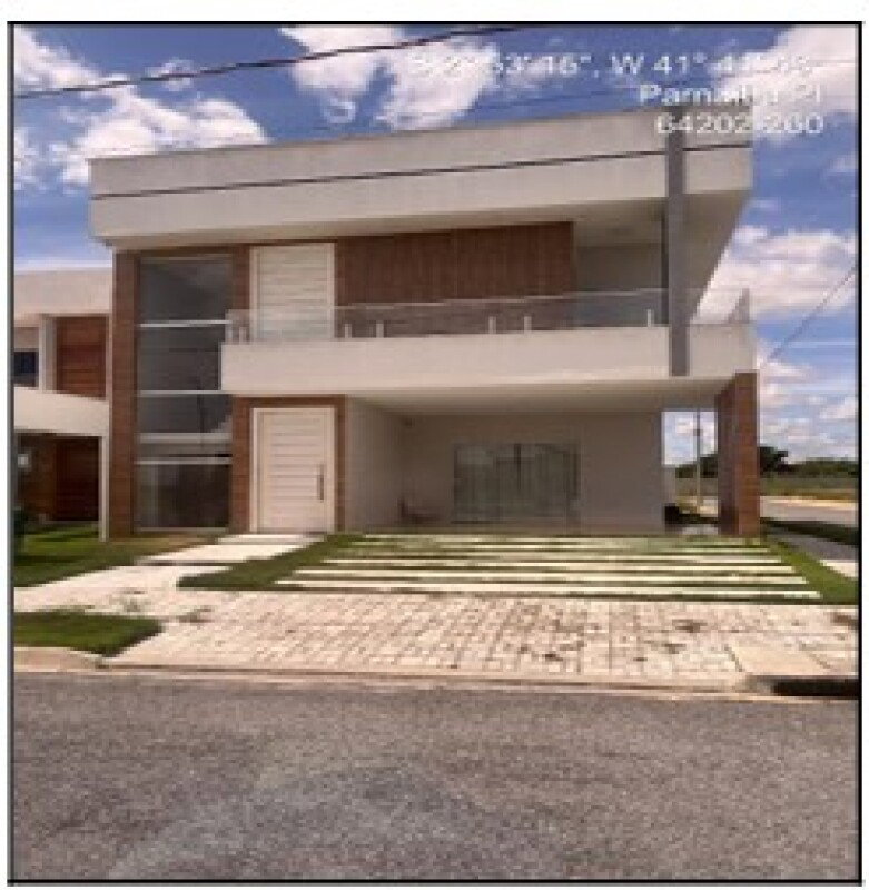 Terreno 265m² em Condomínio com Excelente Localização