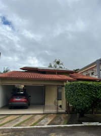 Casa com 3 quartos, 2 banheiros e 450m² de área construída