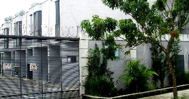 Sobrado com 2 quartos, 1 banheiro, 1 vaga, 53,7m² construída