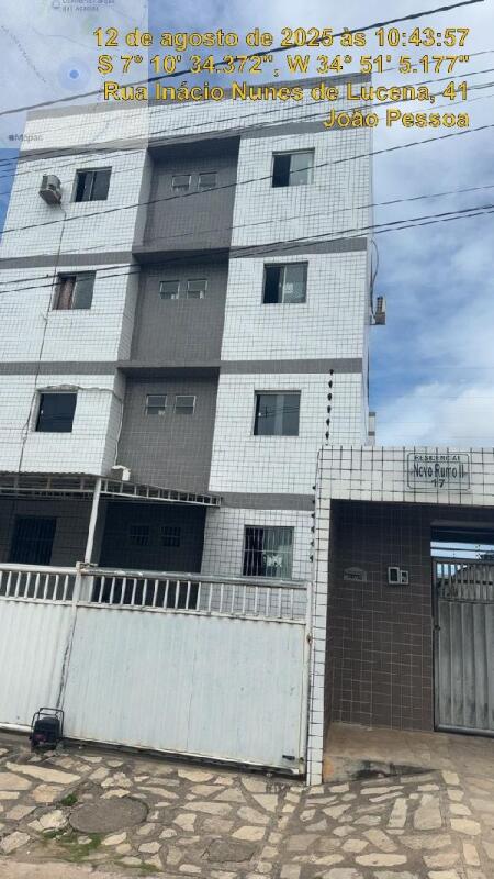 Apartamento com 3 quartos, 2 banheiros e 1 vaga de garagem