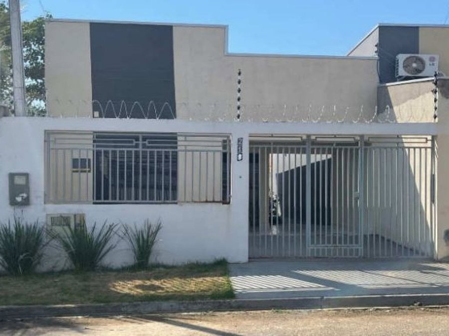 Casa 70m² em Ji-Paraná-RO com 150m² de terreno e 70,64m² construídos