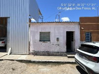 Casa com 38,4m², terreno de 79,2m², desocupada