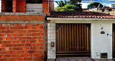 Casa com 2 quartos, 2 banheiros, 1 vaga e 104,5m² construída