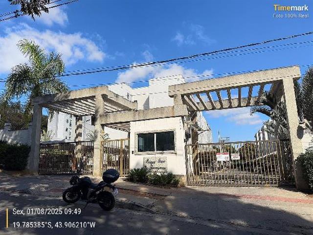 Apartamento com 2 quartos em Santa Luzia