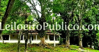 Casa com 3 quartos, 3 banheiros, 3 vagas e 283,4m² construída