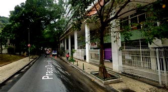 Auditório comercial amplo com 1591m², desocupado e bem localizado