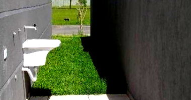 Casa ocupada com 2 vagas, 133m² construída, ótima oportunidade