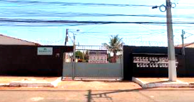 Casa em Valparaíso de Goiás com 71,25m² de área privativa