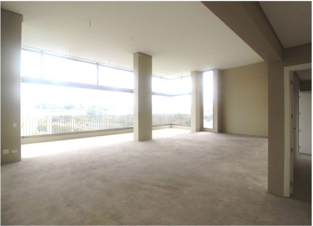 Apartamento de Alto Padrão com 4 Suítes e 6 Vagas