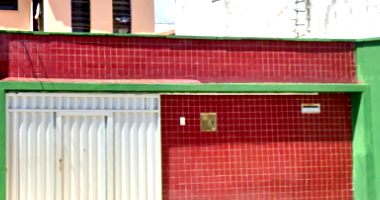 Casa com Terreno em Fortaleza - 243,75m²