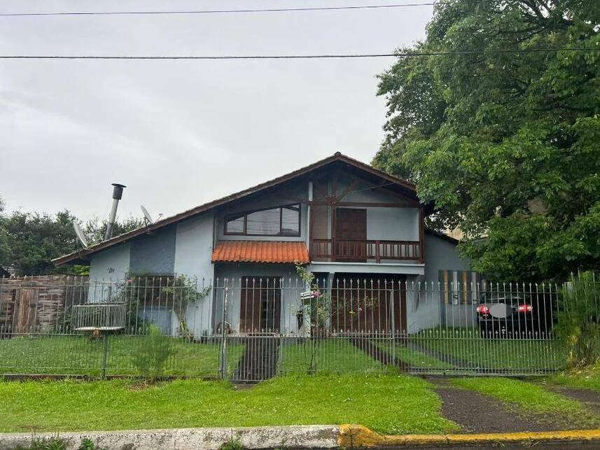 Casa Ocupada com 1 Vaga e 500m² em Cipó - São Francisco de Paula/RS