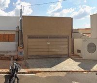 Casa 4 quartos, 3 banheiros, 320m² construída, ocupada