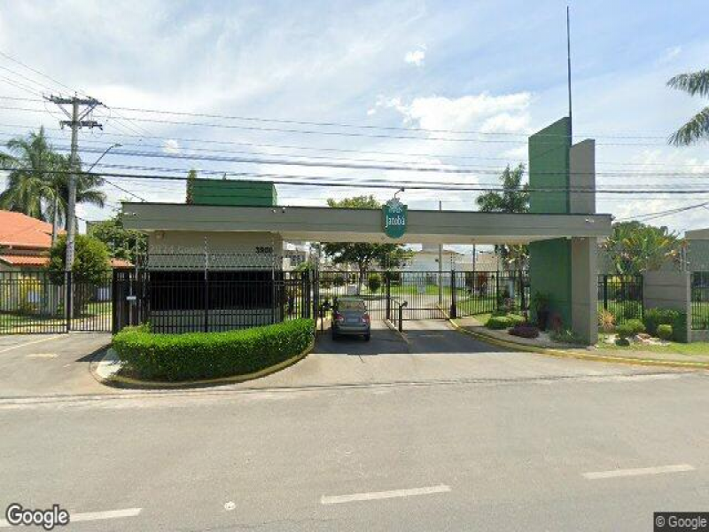 Casa Condomínio com 2 dormitórios, 1 suíte, 1 banheiro e 2 vagas
