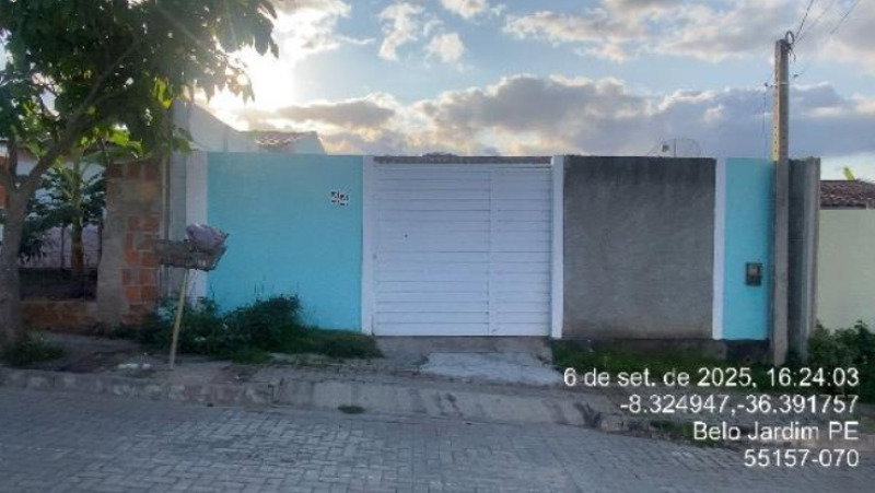 Casa em Belo Jardim/PE com 2 quartos