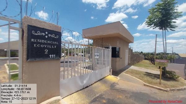 Casa com 2 quartos e 1 banheiro, 59.73m²
