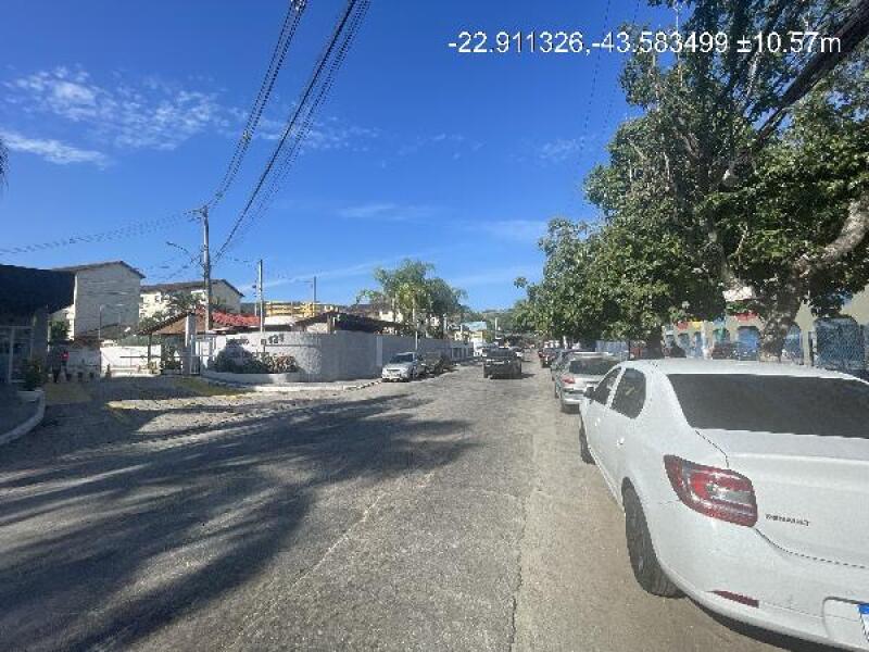 Apartamento com 2 Quartos e Vaga de Garagem em Condomínio