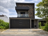 Casa com 268 m², 4 quartos, 3 banheiros, ocupada