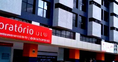 Sala Comercial em Ed. Sia Center Mall