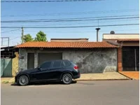 Casa com 254m² de terreno e 209m² construída, ocupada
