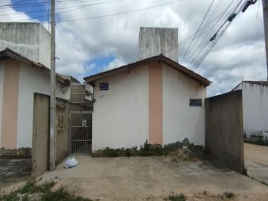Casa com 52 m² em Pesqueira - PE