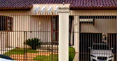 Casa 404 m² em Curitiba - PR