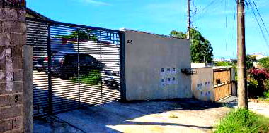 Casa com 52m² construída, ocupada, em condomínio fechado