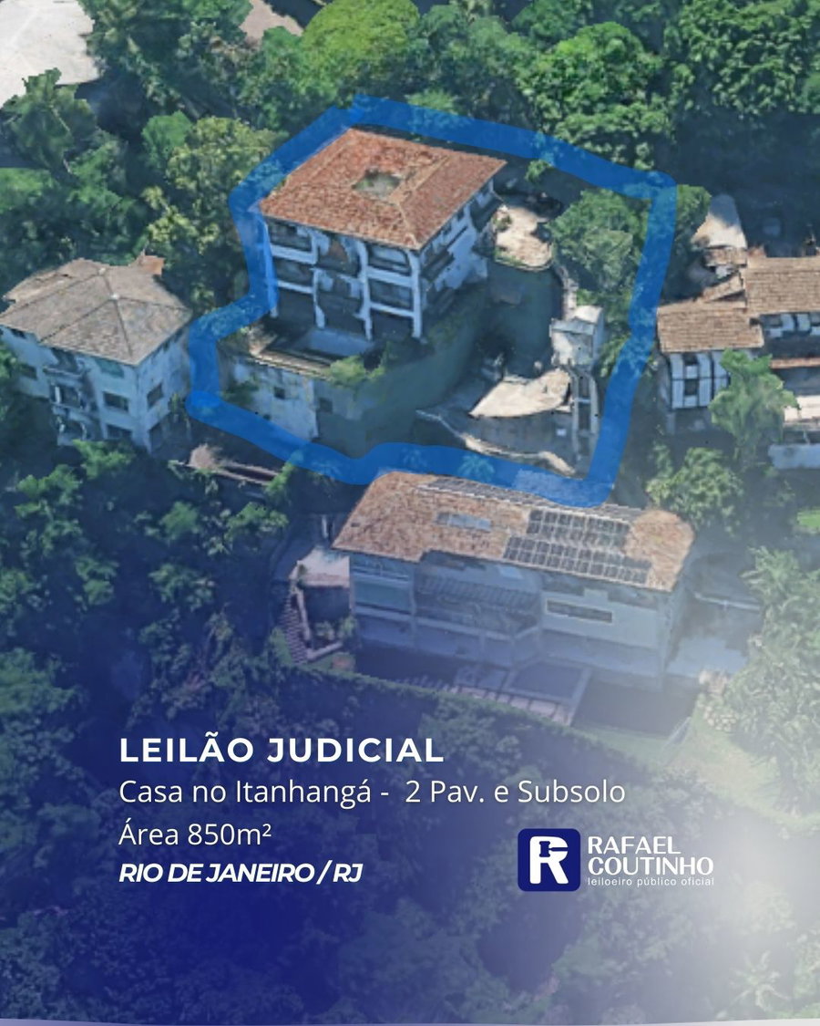 Casarão no Itanhangá, Rio de Janeiro/RJ. Terreno e Construções. Parcelado.
