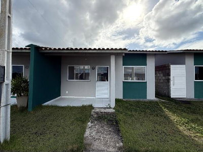 Casa 2 quartos com 1 vaga e 54,83 m² privativos