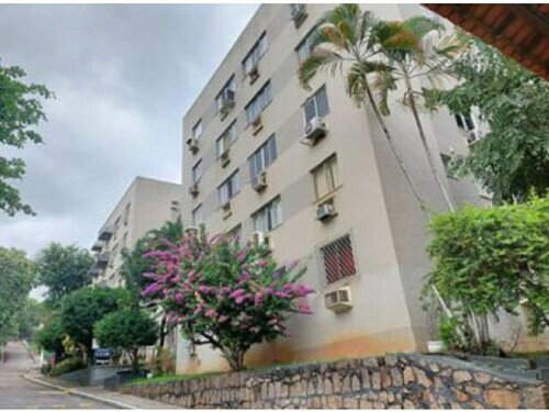 Apartamento com 58m² na Estrada do Capenha